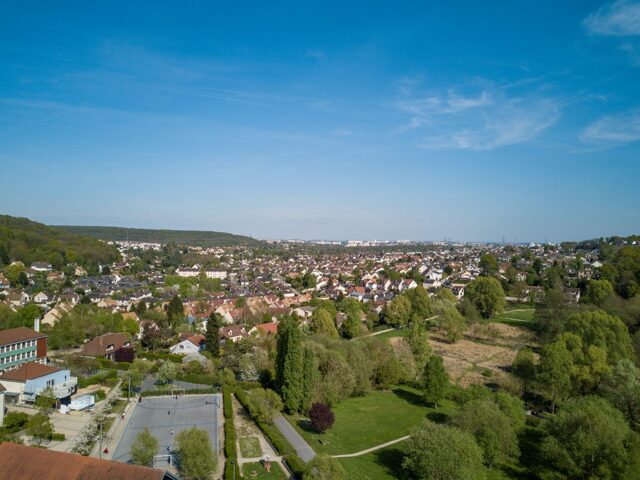 Vue aérienne - terrain d'évolution